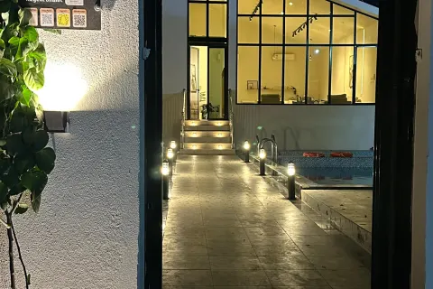صورة من معرض المنشأة